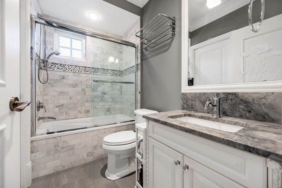 738 W 54th Avenue Vancouver, BC - 27