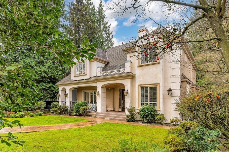 6037 Churchill Street Vancouver, BC - 2