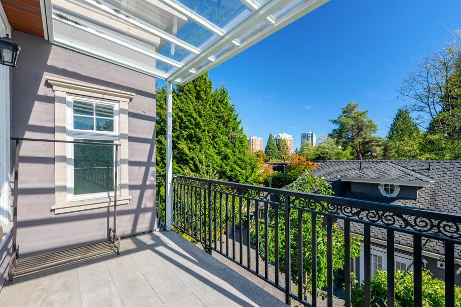 738 W 54th Avenue Vancouver, BC - 22