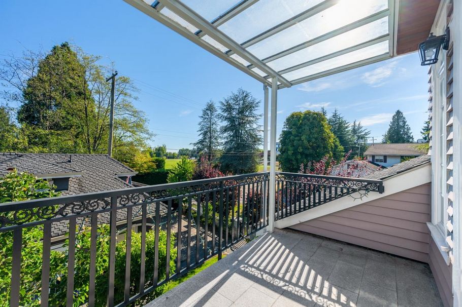 738 W 54th Avenue Vancouver, BC - 23