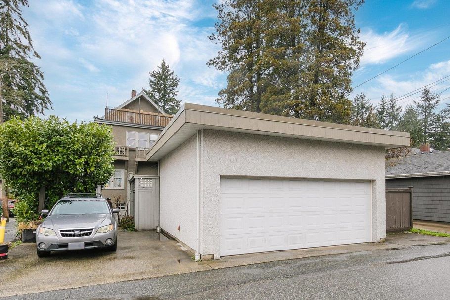 482 W 17th Avenue Vancouver, BC - 38