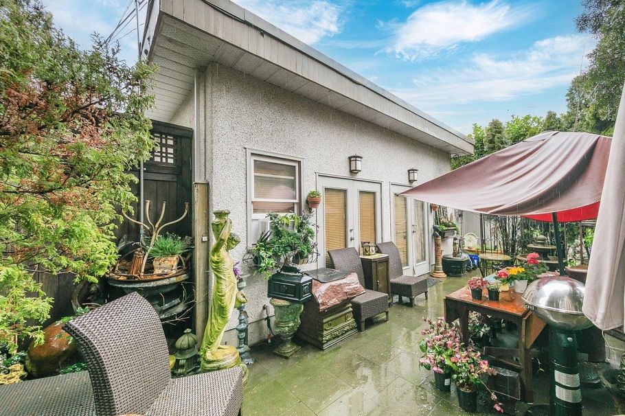 482 W 17th Avenue Vancouver, BC - 35