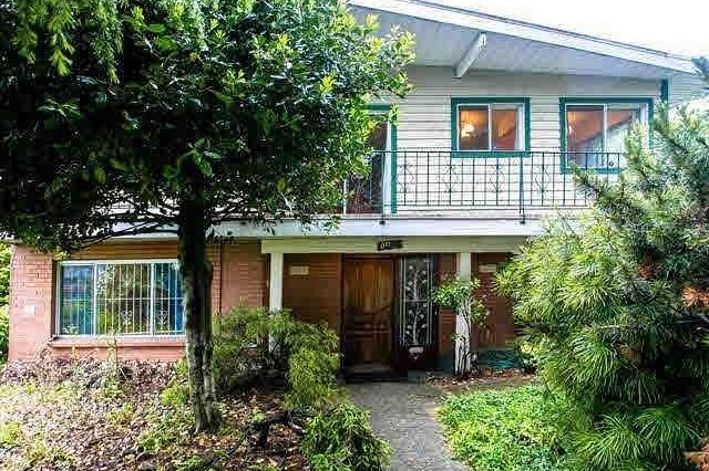 1727 SE Marine Drive Vancouver, BC - 4