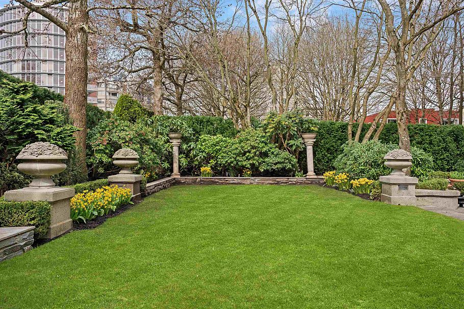 1B 1596 W 14th Avenue Vancouver, BC - 36