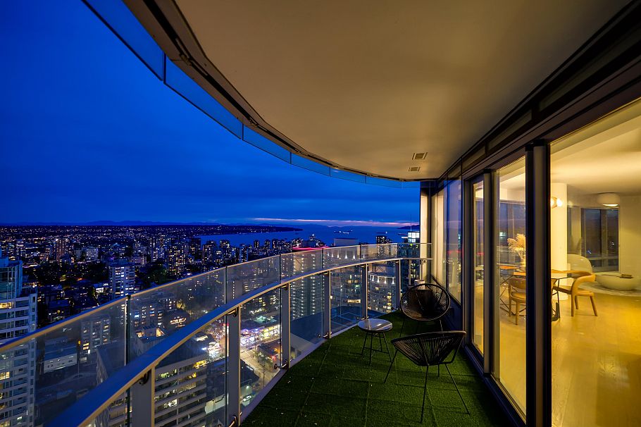 4102 1151 W Georgia Street Vancouver, BC - 32