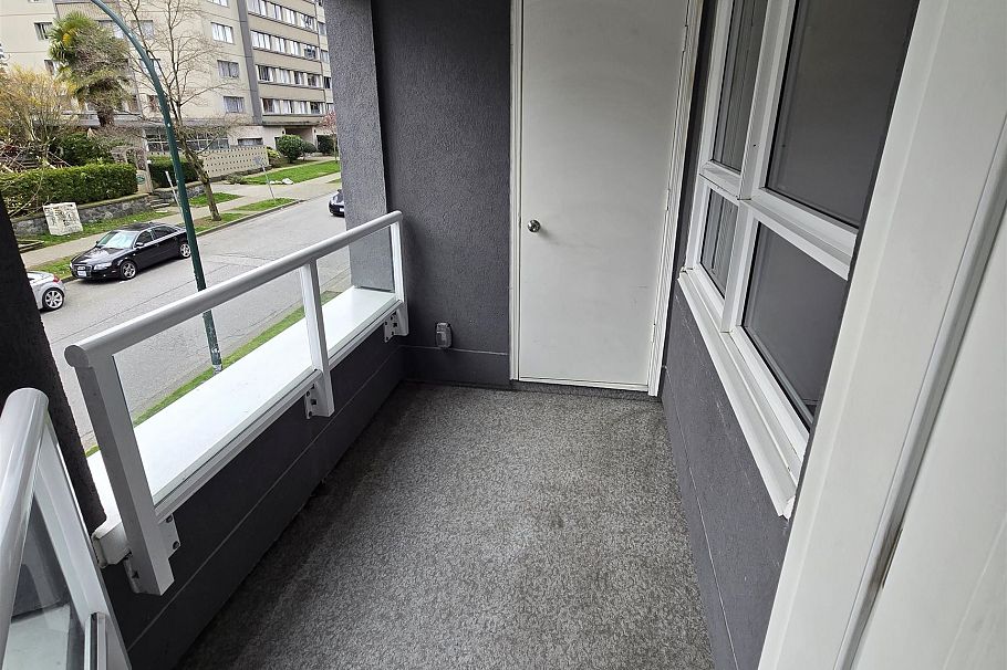 302 921 Thurlow Street Vancouver, BC - 16
