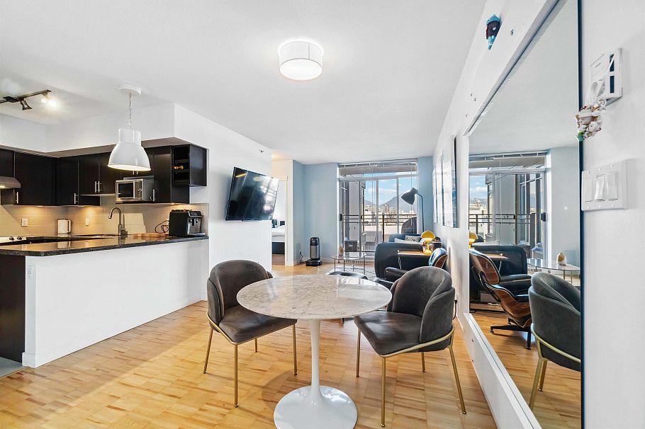 307 2520 Manitoba Street Vancouver, BC - 11