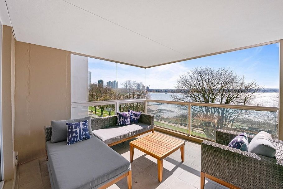 401 2015 Beach Avenue Vancouver, BC - 11