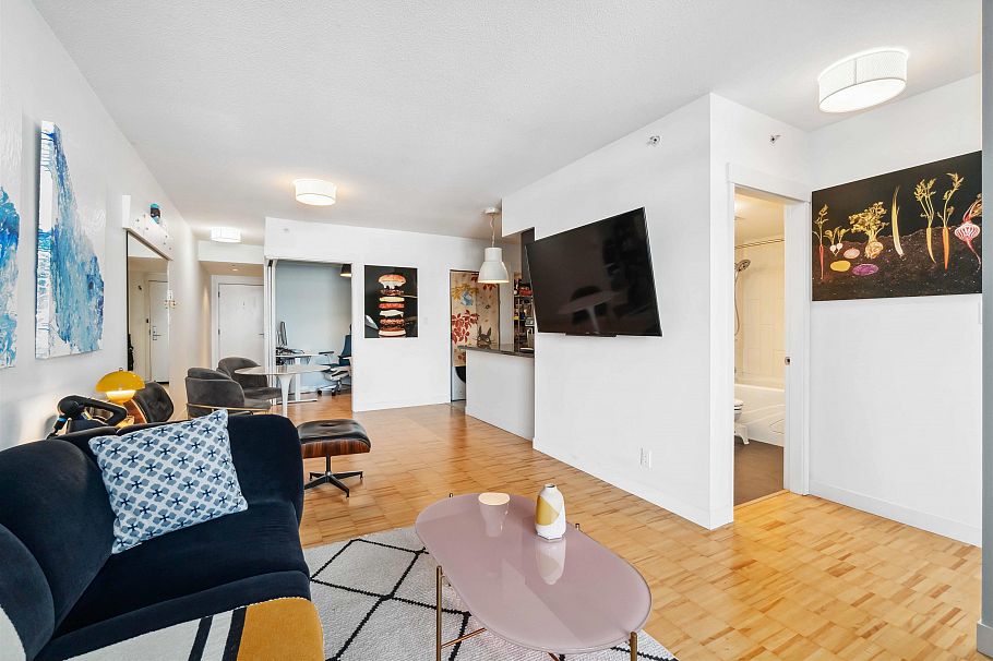 307 2520 Manitoba Street Vancouver, BC - 9