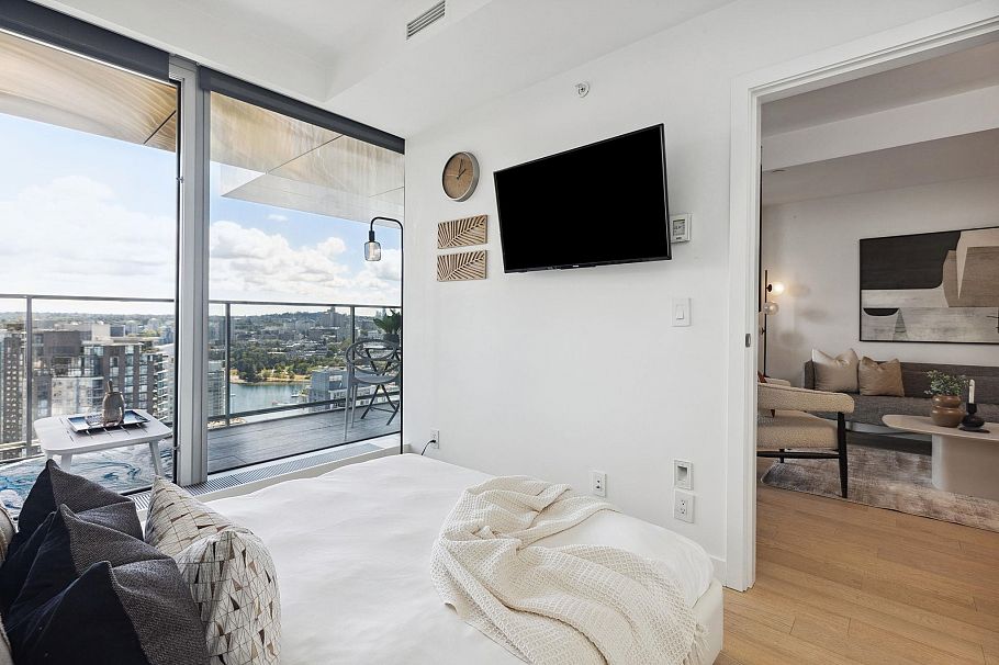 3809 1480 Howe Street Vancouver, BC - 9