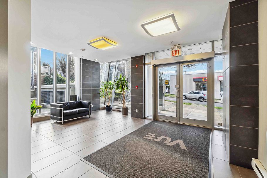 307 2520 Manitoba Street Vancouver, BC - 6