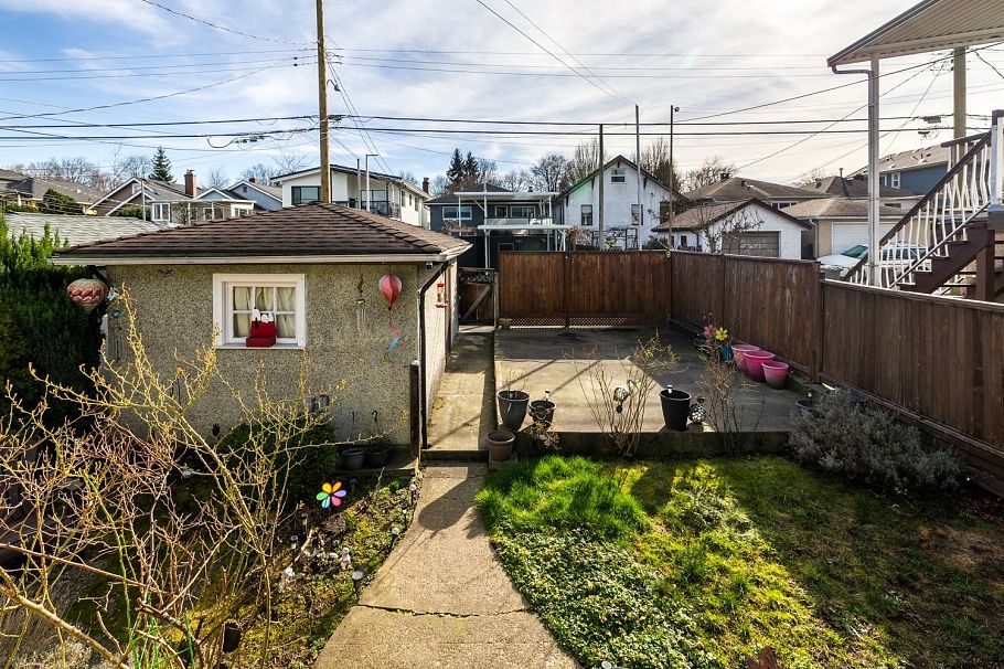 2550 Parker Street Vancouver, BC - 20