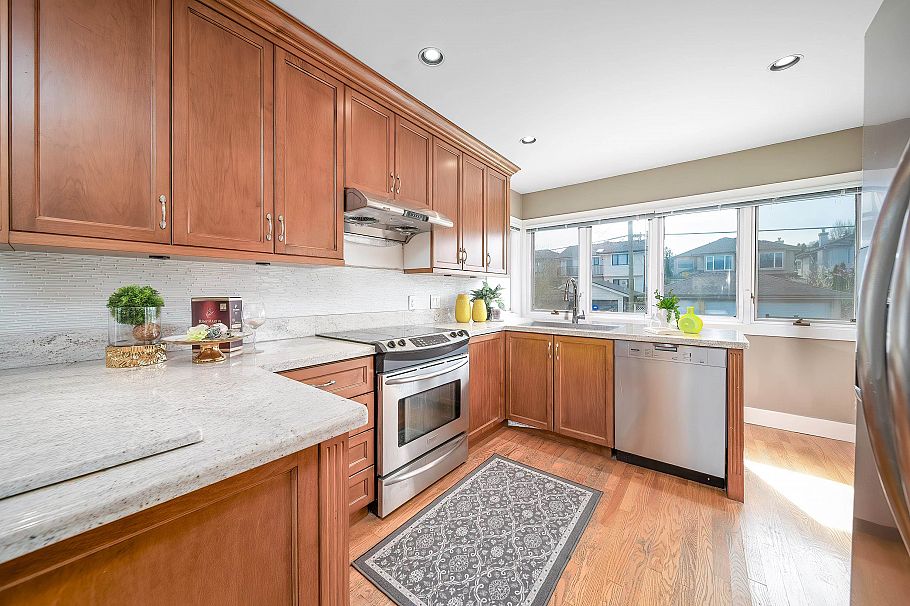2862 W 22nd Avenue Vancouver, BC - 12