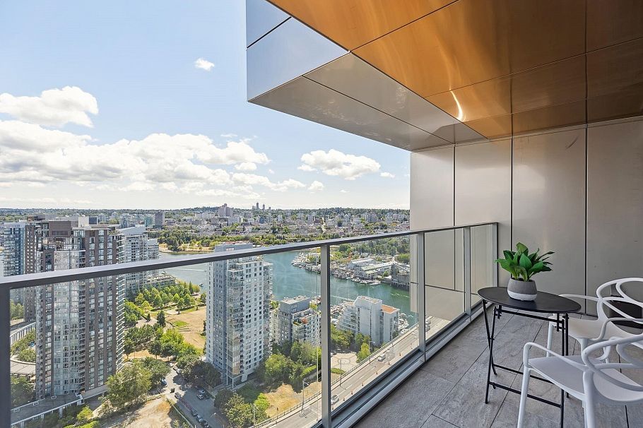 3809 1480 Howe Street Vancouver, BC - 12