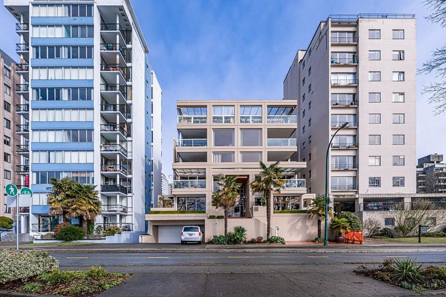 401 2015 Beach Avenue Vancouver, BC - 3