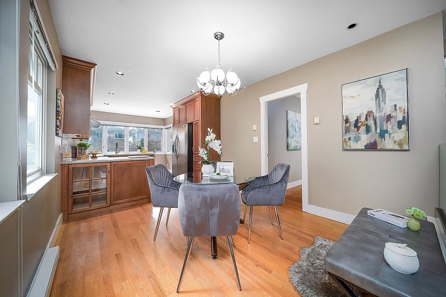 2862 W 22nd Avenue Vancouver, BC - 19