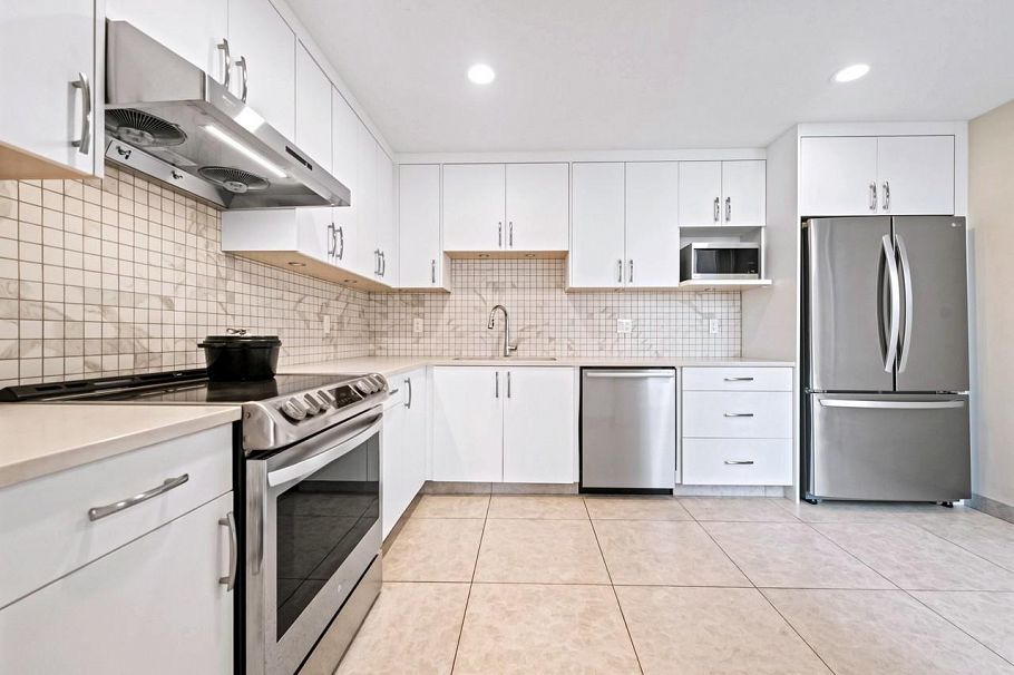 401 2015 Beach Avenue Vancouver, BC - 17