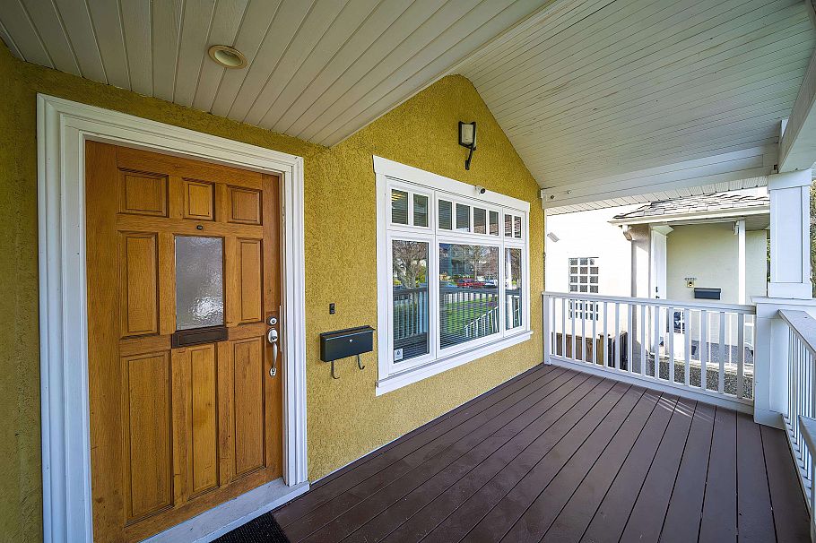 2862 W 22nd Avenue Vancouver, BC - 2