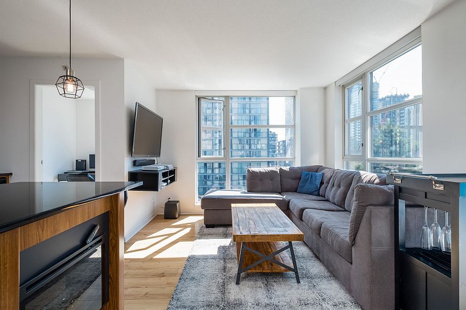 608 1199 Seymour Street Vancouver, BC - 5