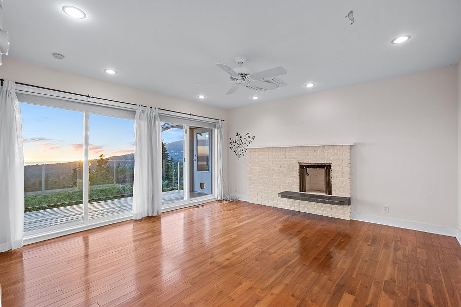 353 Newdale Court North Vancouver, BC - 19