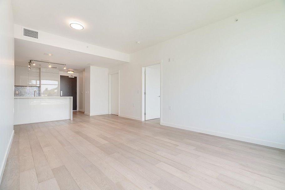 403 4171 Cambie Street Vancouver, BC - 6