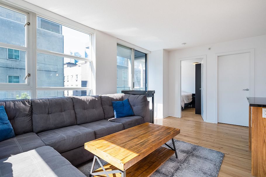 608 1199 Seymour Street Vancouver, BC - 4