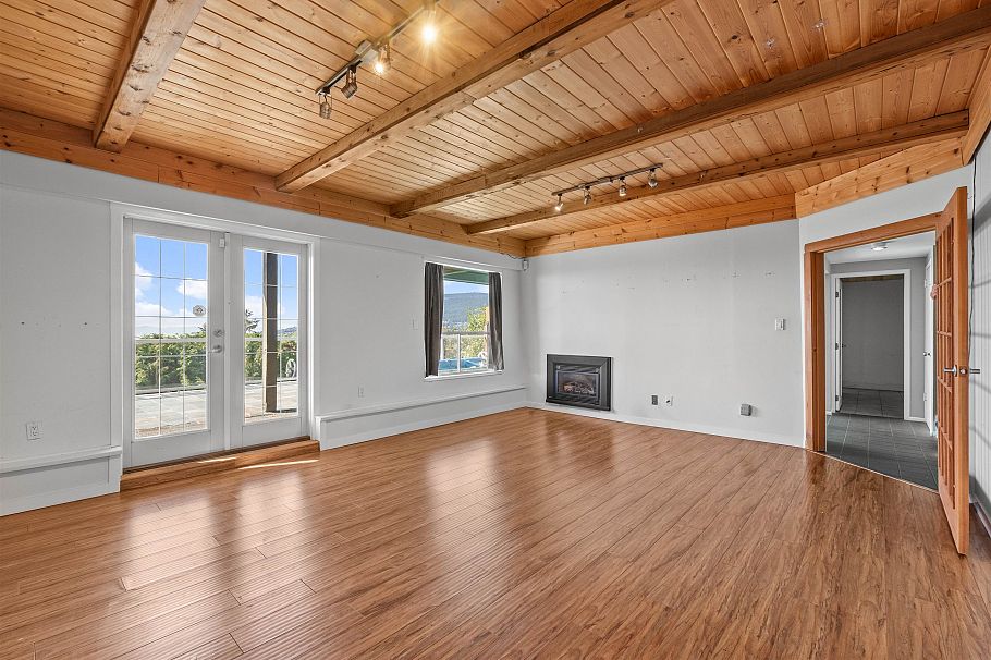 353 Newdale Court North Vancouver, BC - 29