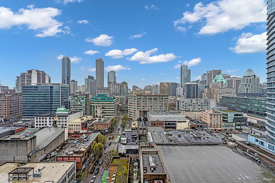 2002 565 Smithe Street Vancouver, BC - 28