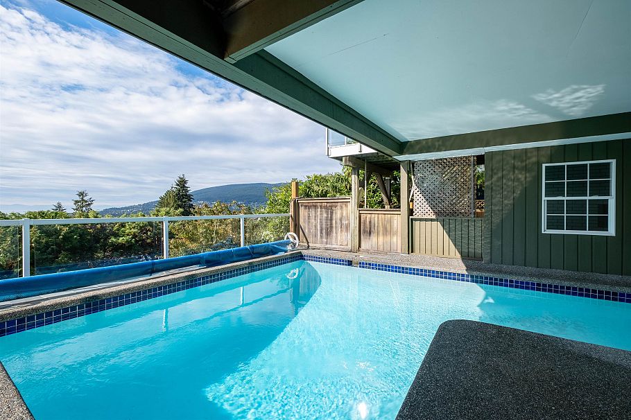 353 Newdale Court North Vancouver, BC - 37