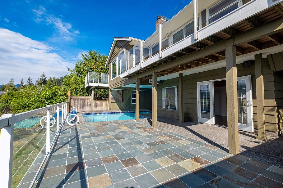 353 Newdale Court North Vancouver, BC - 34