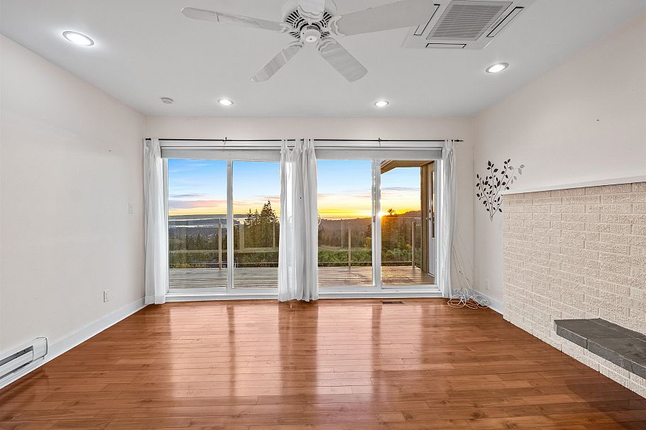 353 Newdale Court North Vancouver, BC - 21