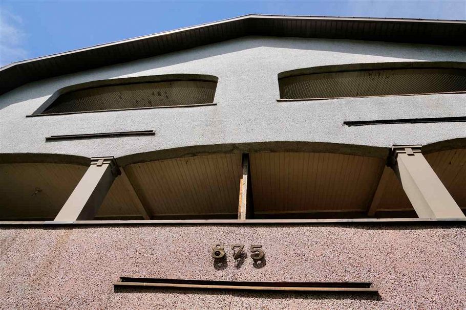 875 W 14th Avenue Vancouver, BC - 8