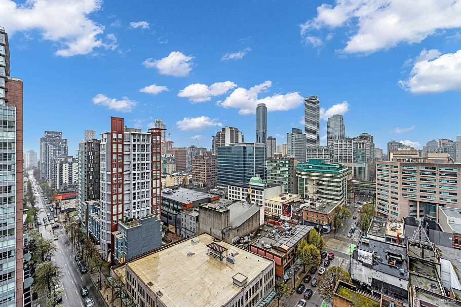 2002 565 Smithe Street Vancouver, BC - 27