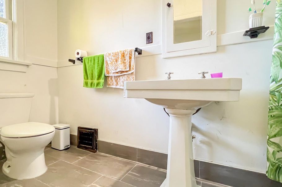 4786 Drummond Drive Vancouver, BC - 31