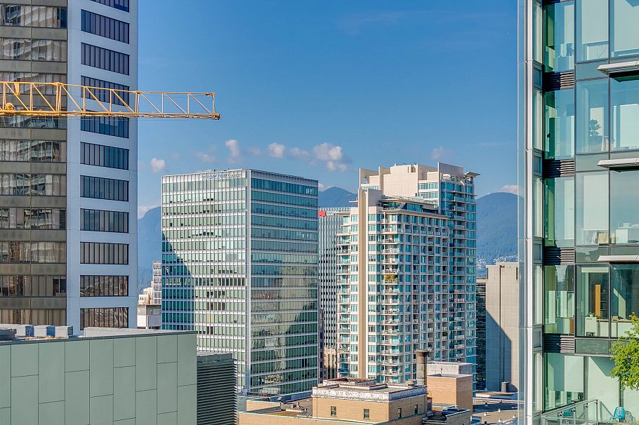2608 777 Richards Street Vancouver, BC - 26