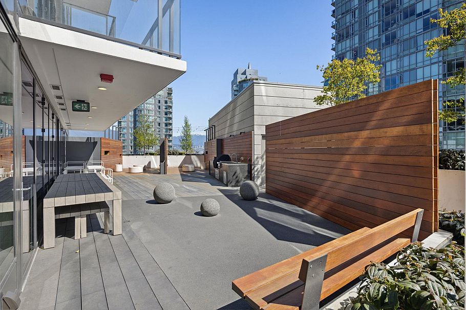 1003 620 Cardero Street Vancouver, BC - 38