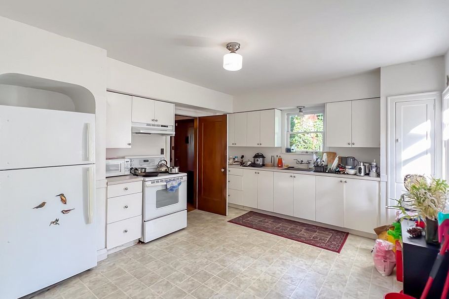 4786 Drummond Drive Vancouver, BC - 21