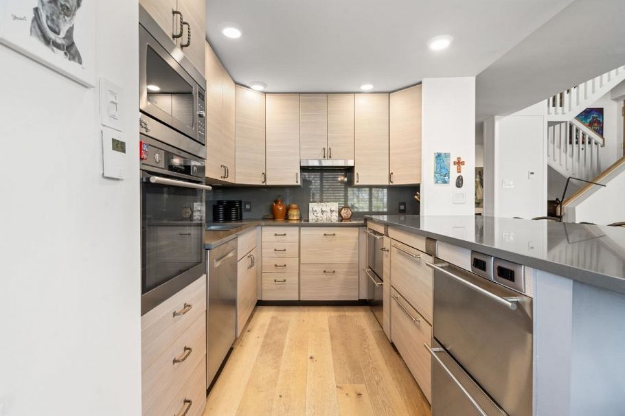 201 1236 Bidwell Street Vancouver, BC - 8