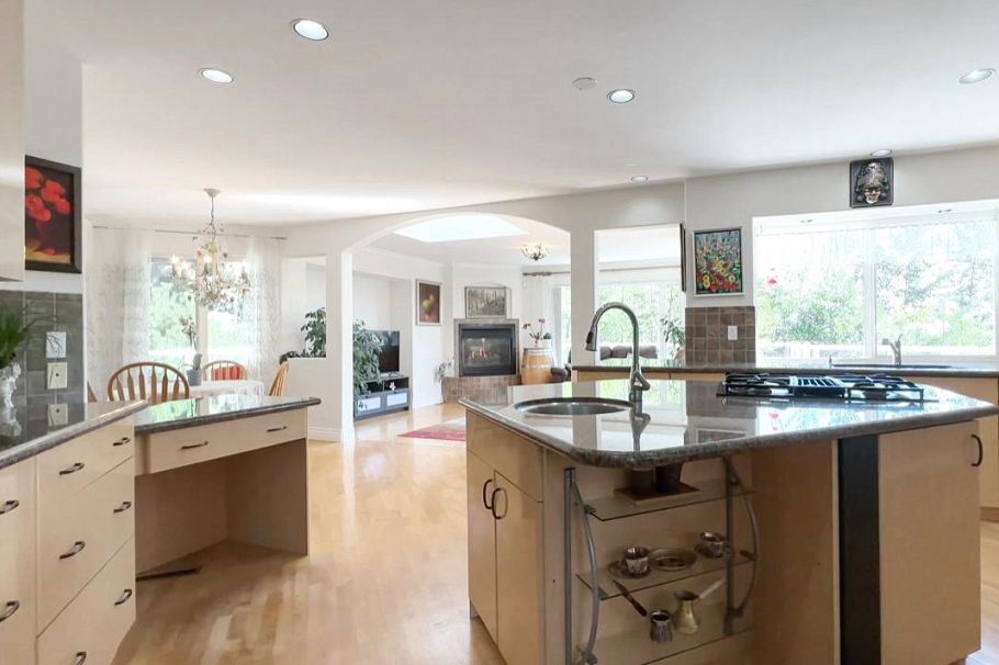 3866 Michener Way North Vancouver, BC - 18