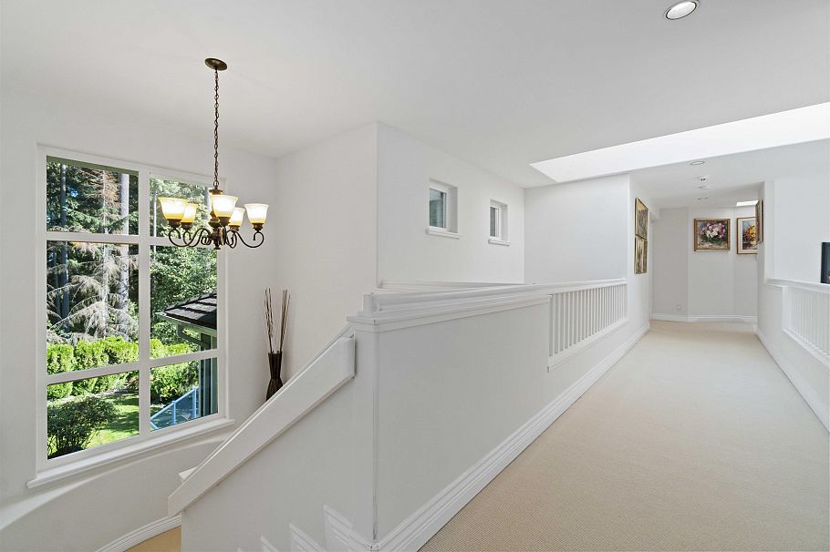 3866 Michener Way North Vancouver, BC - 23