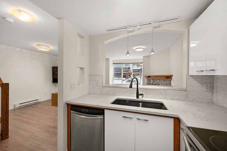 15 1005 Lynn Valley Road North Vancouver, BC - 19