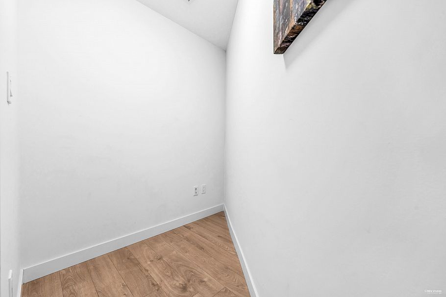 316 3581 Ross Drive Vancouver, BC - 19