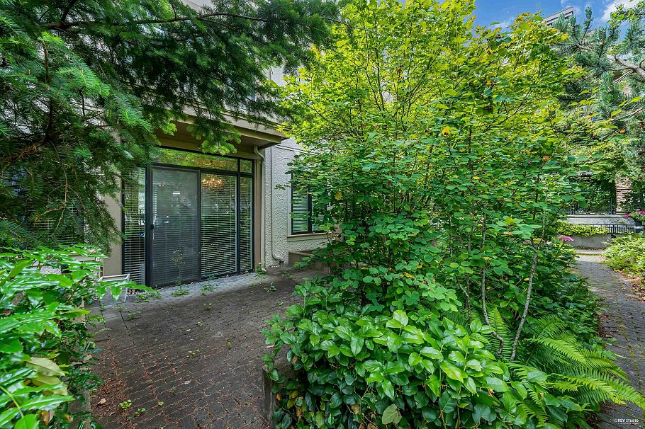 2 5879 Gray Avenue Vancouver, BC - 39