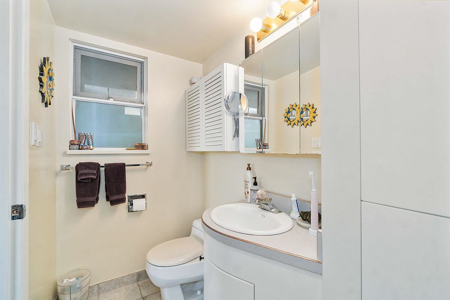 5189 Madeira Court North Vancouver, BC - 26