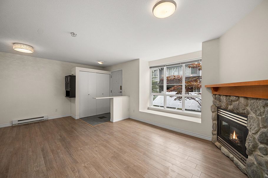 15 1005 Lynn Valley Road North Vancouver, BC - 10