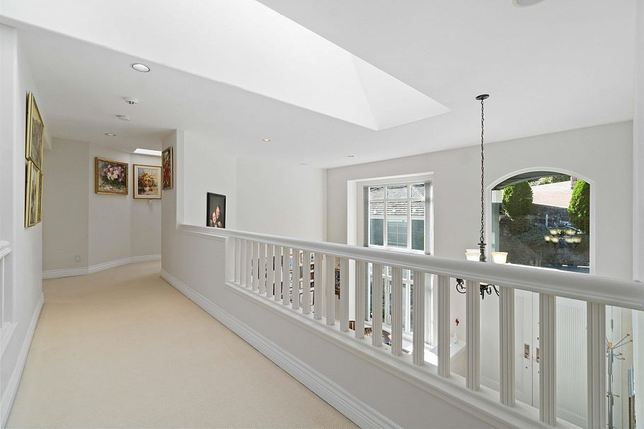 3866 Michener Way North Vancouver, BC - 24