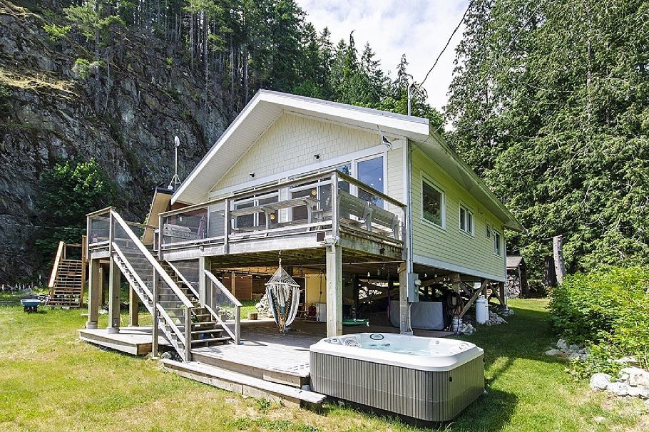 6 Brighton Beach North Vancouver, BC - 23