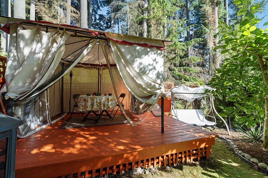 3866 Michener Way North Vancouver, BC - 38