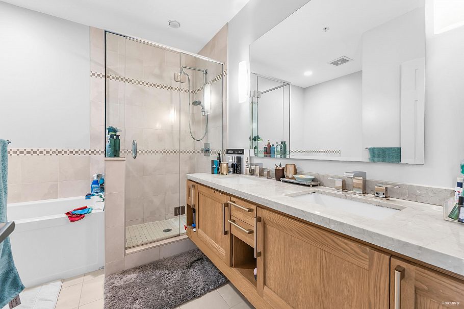 2 5879 Gray Avenue Vancouver, BC - 18