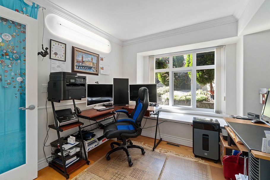 3866 Michener Way North Vancouver, BC - 22